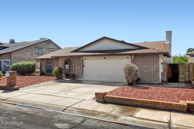 5409 W DESERT HILLS Drive, Glendale, AZ 85304