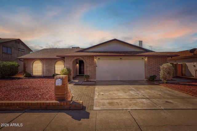 5409 W DESERT HILLS Drive, Glendale, AZ 85304