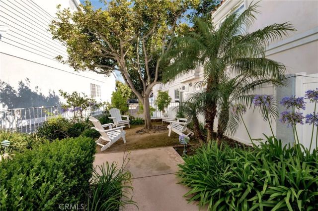 105 N Broadway E, Redondo Beach, CA 90277