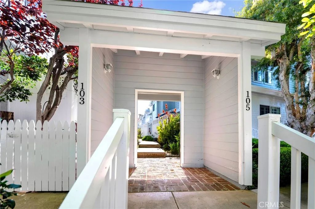 105 N Broadway E, Redondo Beach, CA 90277