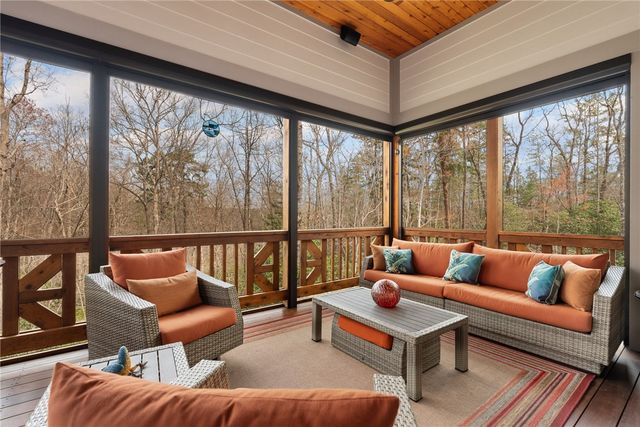 435 Shimmering Water Lane, Salem, SC 29676
