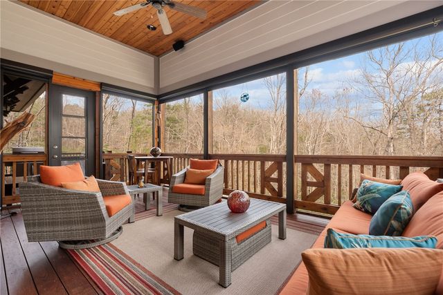 435 Shimmering Water Lane, Salem, SC 29676
