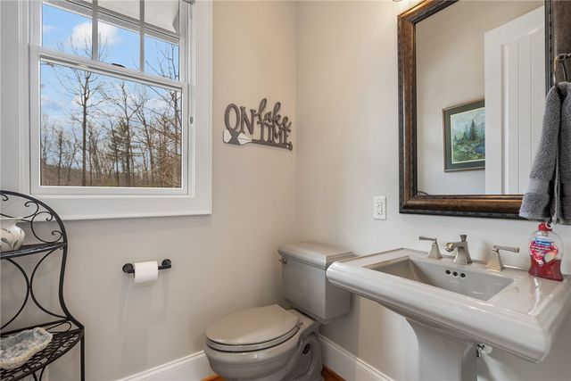 435 Shimmering Water Lane, Salem, SC 29676