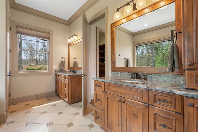 435 Shimmering Water Lane, Salem, SC 29676