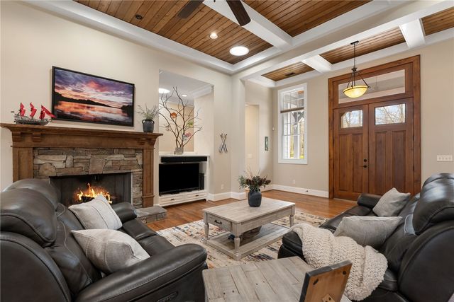 435 Shimmering Water Lane, Salem, SC 29676