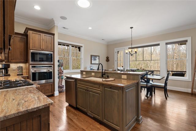 435 Shimmering Water Lane, Salem, SC 29676