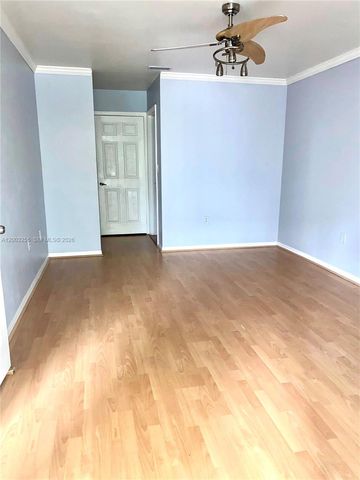 464 NE 210th Cir Ter 201-10A, Miami, FL 33179