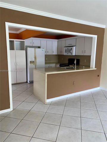 464 NE 210th Cir Ter 201-10A, Miami, FL 33179