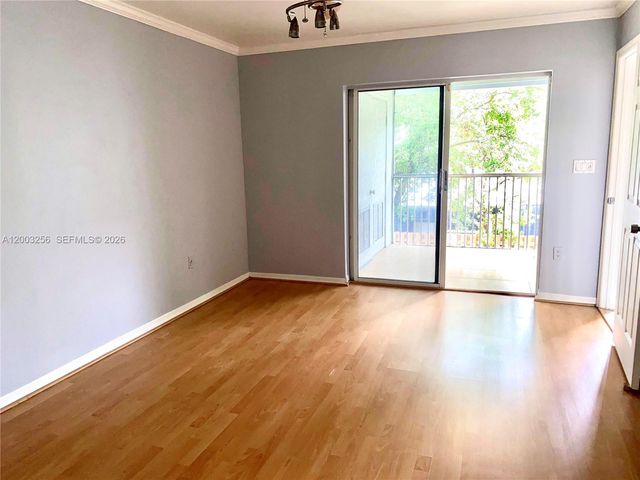 464 NE 210th Cir Ter 201-10A, Miami, FL 33179