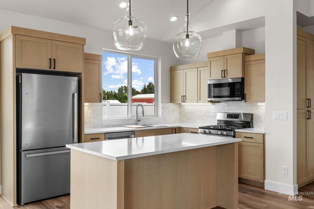 162 W Allspice Ct, Kuna, ID 83634