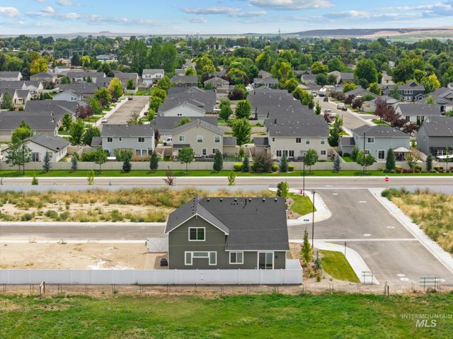 162 W Allspice Ct, Kuna, ID 83634