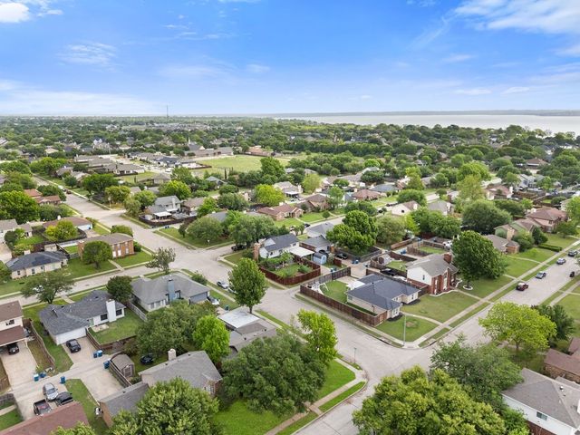 7809 Cornell Drive, Rowlett, TX 75088