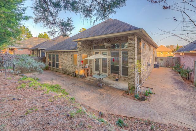 106 Sunshine Lane, Livingston, TX 77351