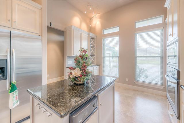 106 Sunshine Lane, Livingston, TX 77351