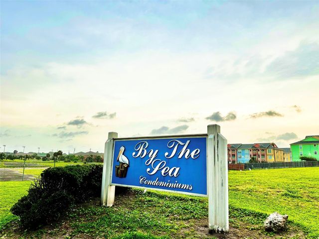 7310 Seawall Boulevard 206, Galveston, TX 77551