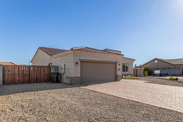 15909 W KEN Circle, Arizona City, AZ 85123