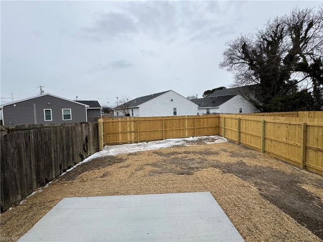 741 N Back River RD A, Hampton, VA 23669