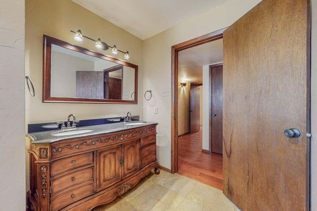 501 Calle Del La Angel, Bernalillo, NM 87004