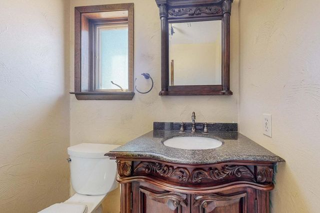 501 Calle Del La Angel, Bernalillo, NM 87004