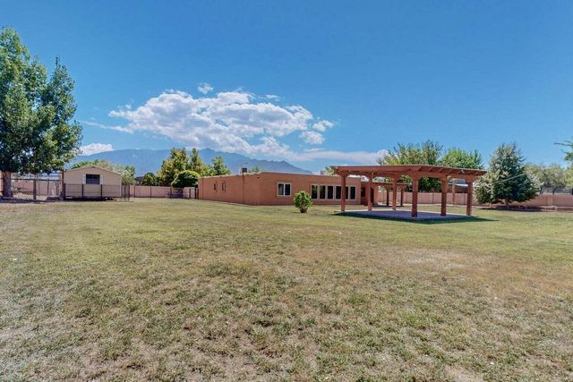 501 Calle Del La Angel, Bernalillo, NM 87004