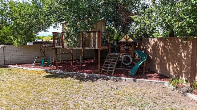 501 Calle Del La Angel, Bernalillo, NM 87004