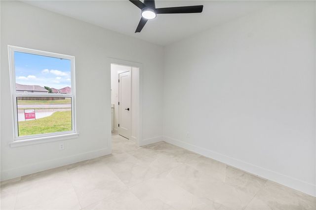 4025 Ranch Lake Dr, Corpus Christi, TX 78413