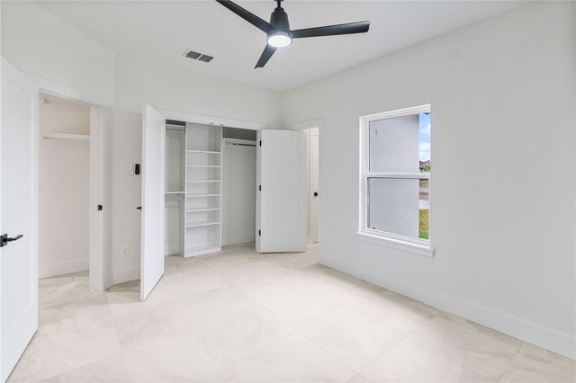 4025 Ranch Lake Dr, Corpus Christi, TX 78413