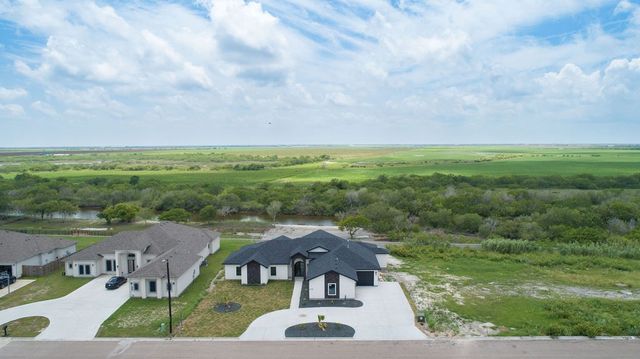 4025 Ranch Lake Dr, Corpus Christi, TX 78413