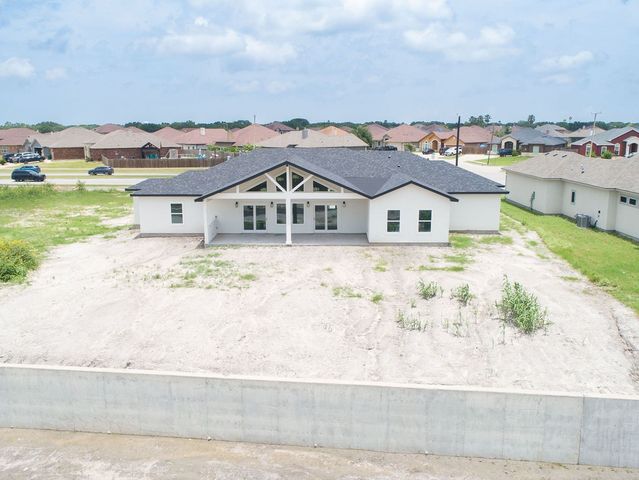 4025 Ranch Lake Dr, Corpus Christi, TX 78413