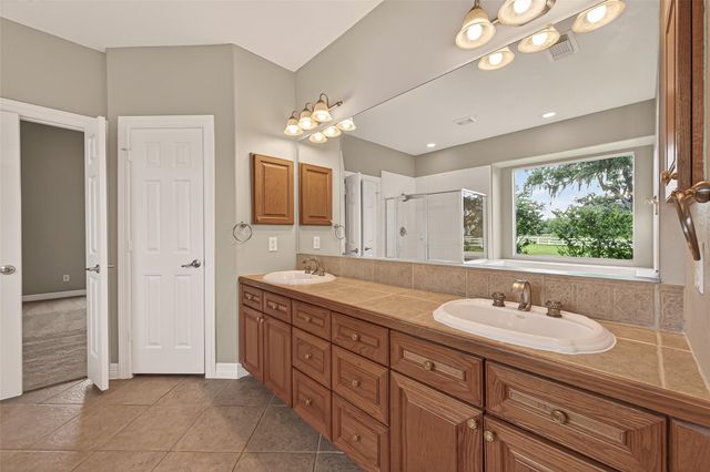 1118 Indian Ridge, Rosharon, TX 77583