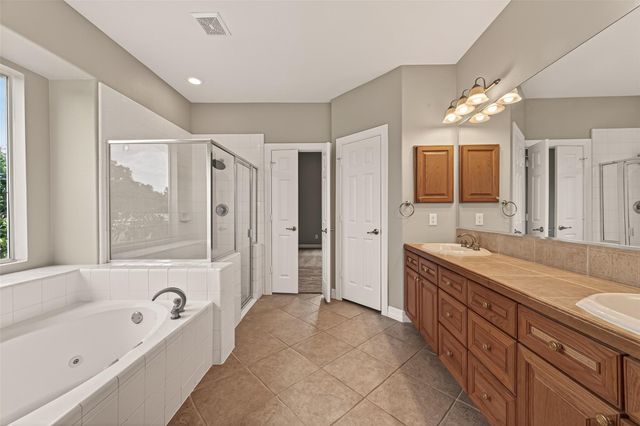 1118 Indian Ridge, Rosharon, TX 77583