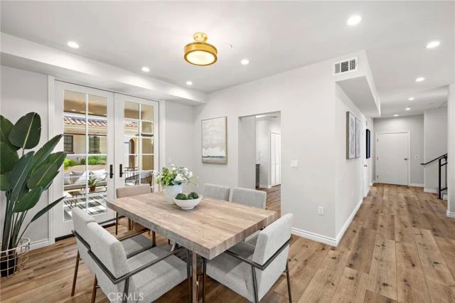 1976 Huntington Drive, South Pasadena, CA 91030