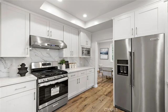 1976 Huntington Drive, South Pasadena, CA 91030
