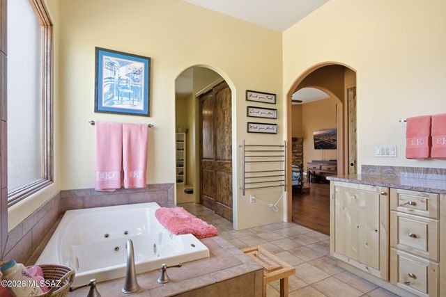 8177 S Circle C Ranch Road, Vail, AZ 85641