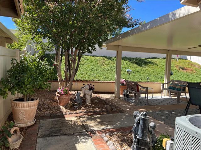 1219 Cypress Point, Banning, CA 92220