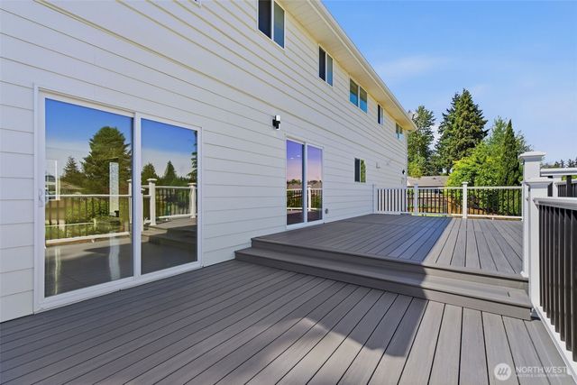 20707 31st Place W, Lynnwood, WA 98036