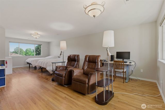 20707 31st Place W, Lynnwood, WA 98036