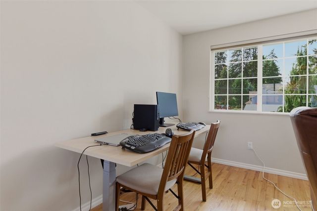 20707 31st Place W, Lynnwood, WA 98036