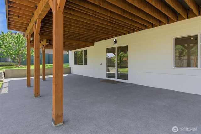 20707 31st Place W, Lynnwood, WA 98036