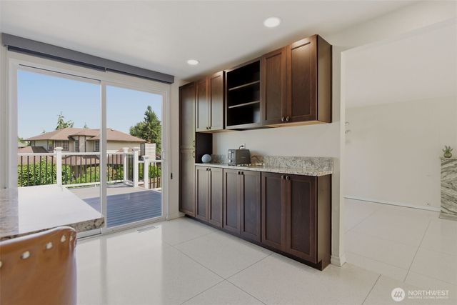 20707 31st Place W, Lynnwood, WA 98036