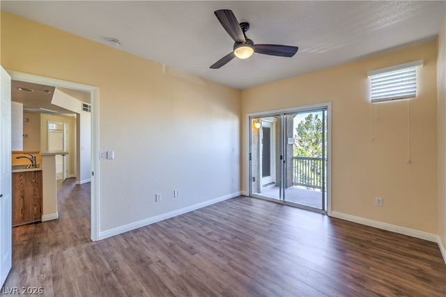 5855 Valley Drive 2138, North Las Vegas, NV 89031