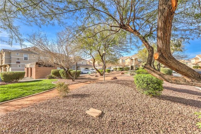 5855 Valley Drive 2138, North Las Vegas, NV 89031