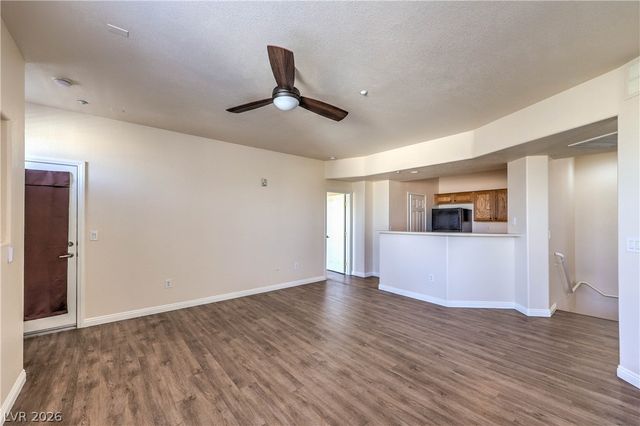 5855 Valley Drive 2138, North Las Vegas, NV 89031