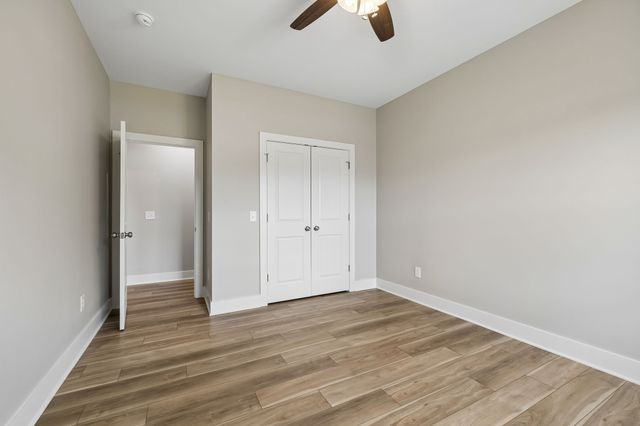 1702 Ellington Dr, Lafayette, TN 37083