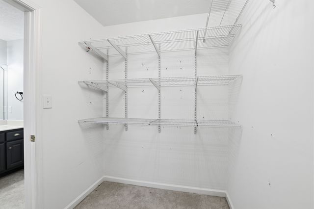 1122 Wedgewood Dr, Gallatin, TN 37066