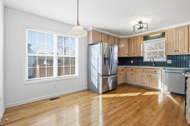 1122 Wedgewood Dr, Gallatin, TN 37066