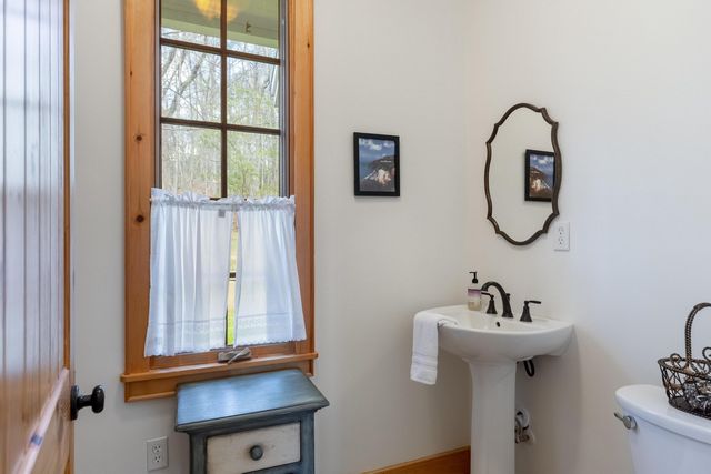 274 Deer Creek Lane, Lookout Mountain, GA 30750