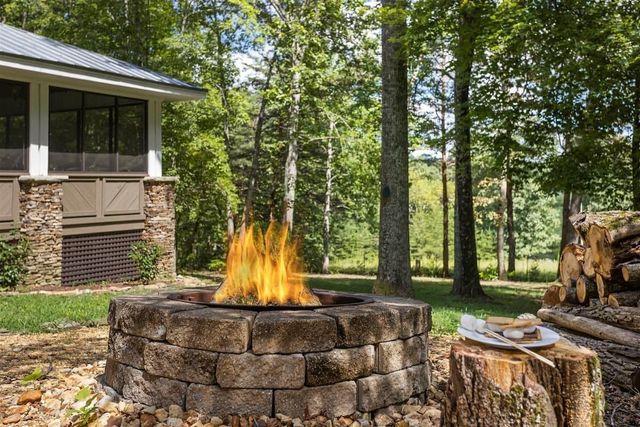 274 Deer Creek Lane, Lookout Mountain, GA 30750