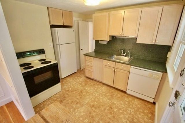 20 Orlando Ave, Arlington, MA 02474