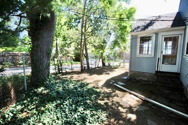 20 Orlando Ave, Arlington, MA 02474